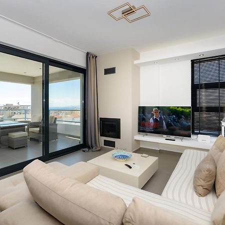 Stylish 2Br Flat With Stunning Views & Prv Parking Apartamento Atenas Exterior foto