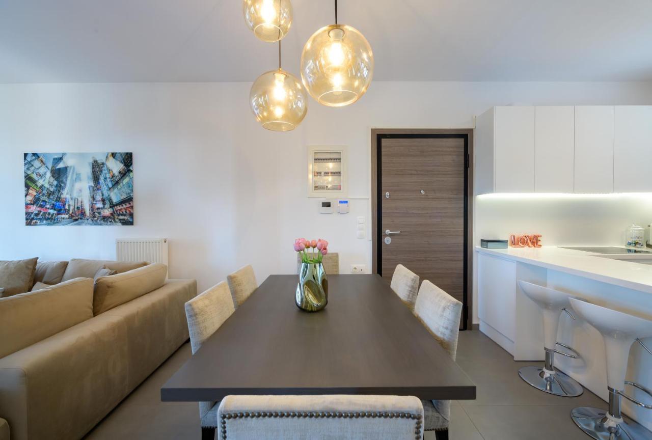 Stylish 2Br Flat With Stunning Views & Prv Parking Apartamento Atenas Exterior foto