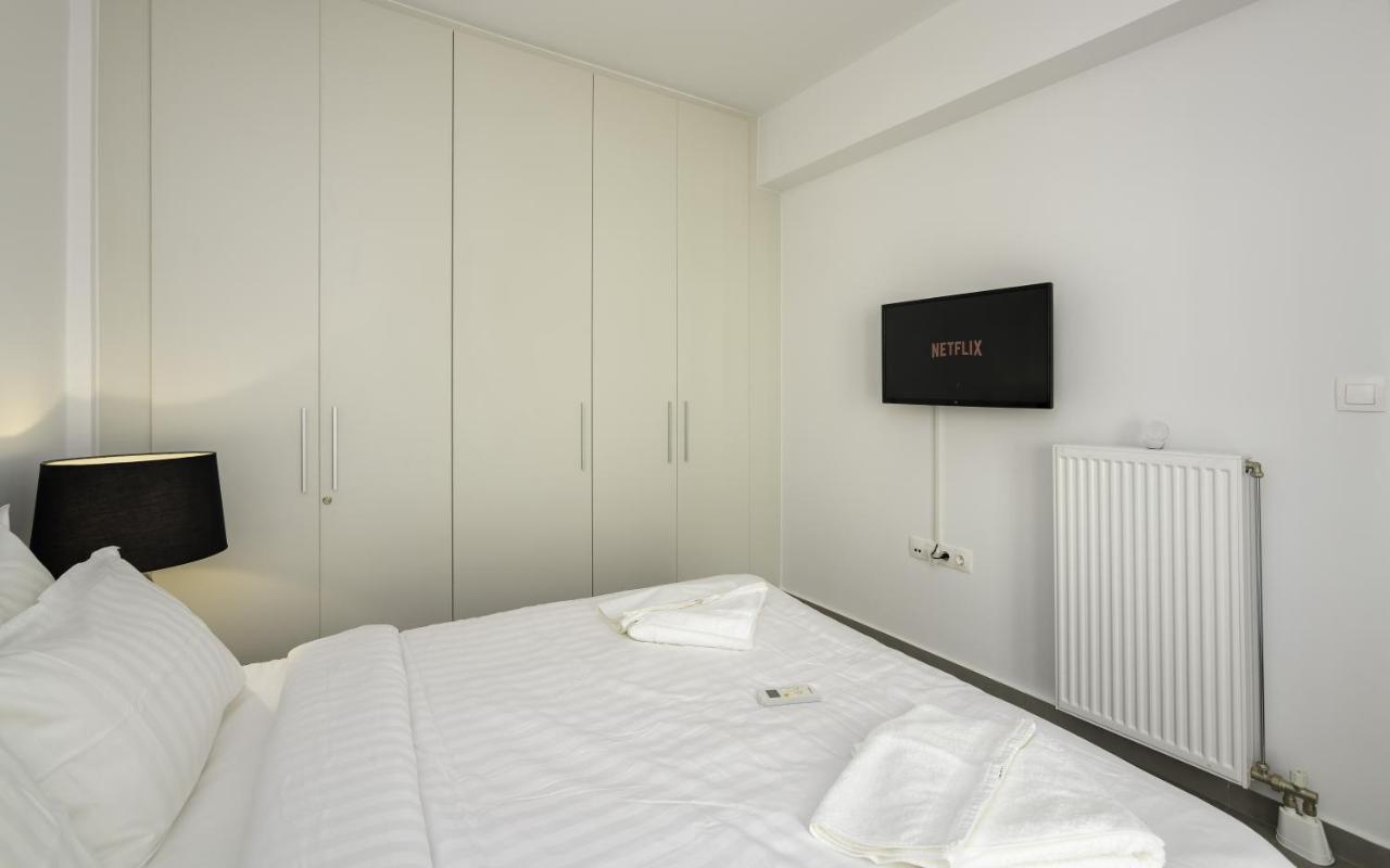 Stylish 2Br Flat With Stunning Views & Prv Parking Apartamento Atenas Exterior foto