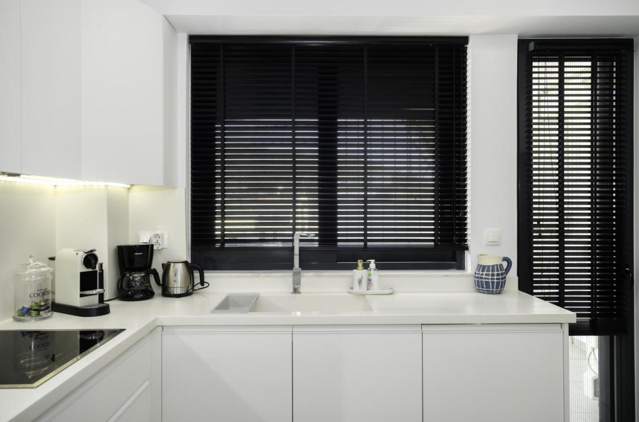 Stylish 2Br Flat With Stunning Views & Prv Parking Apartamento Atenas Exterior foto
